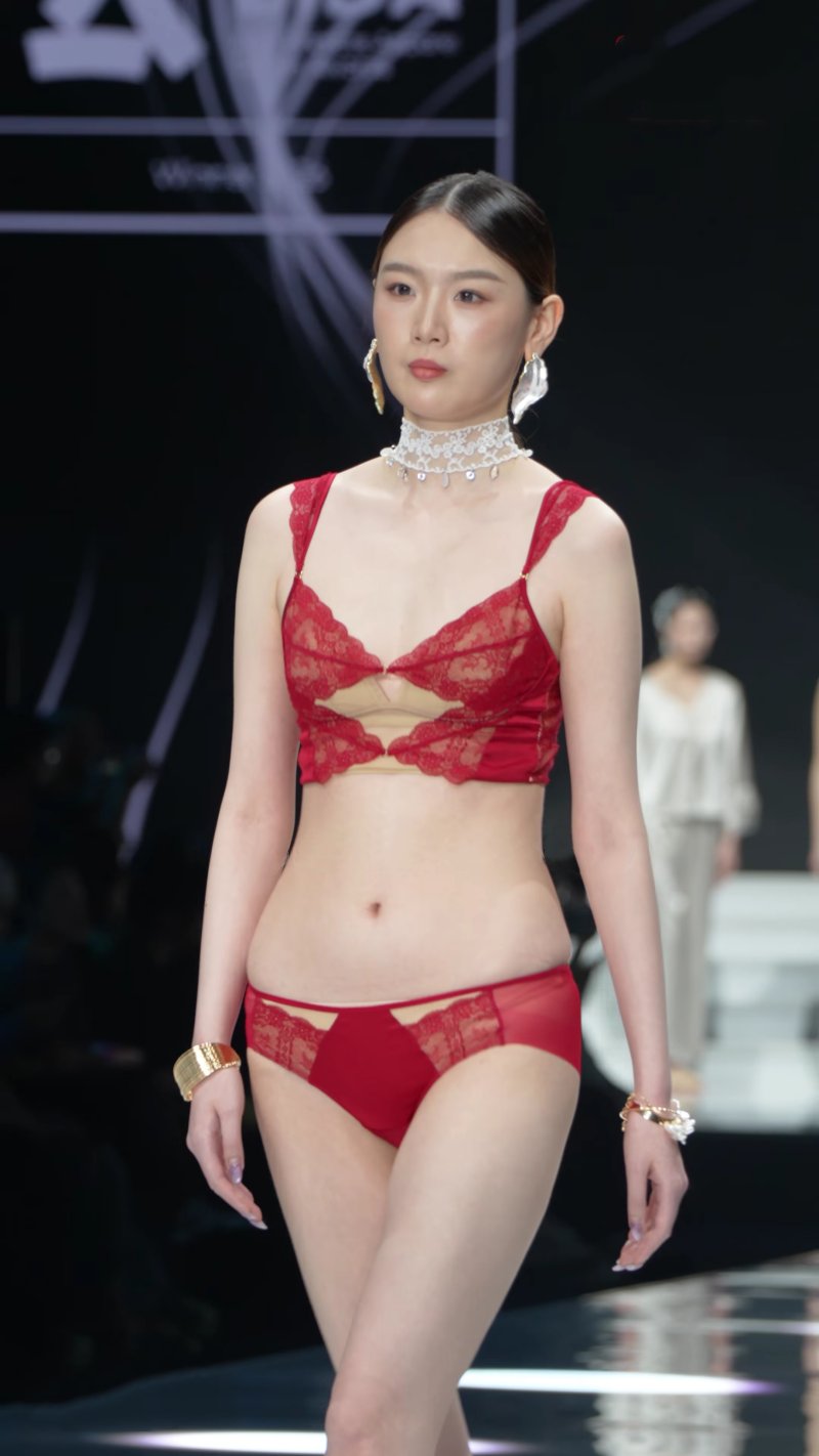 2026SIUF深圳内衣展 BD设计大赛 (英式女士)内衣秀